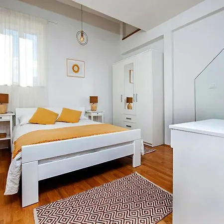 Casa Dora *
